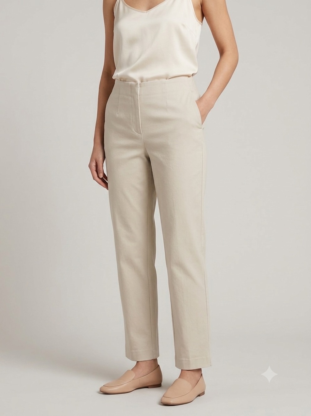 Banana Republic Cropped Straight Leg Pants in Light Beige 98 cotton 2% lukra